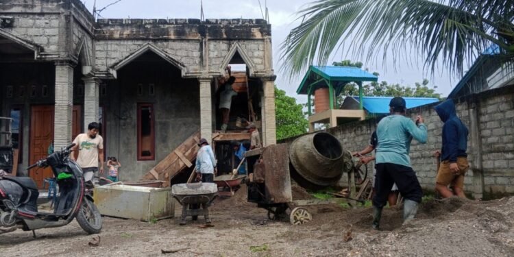 PC LDII Waeapo Laksanakan Pengecoran Masjid dan TPQ Al Hidayah